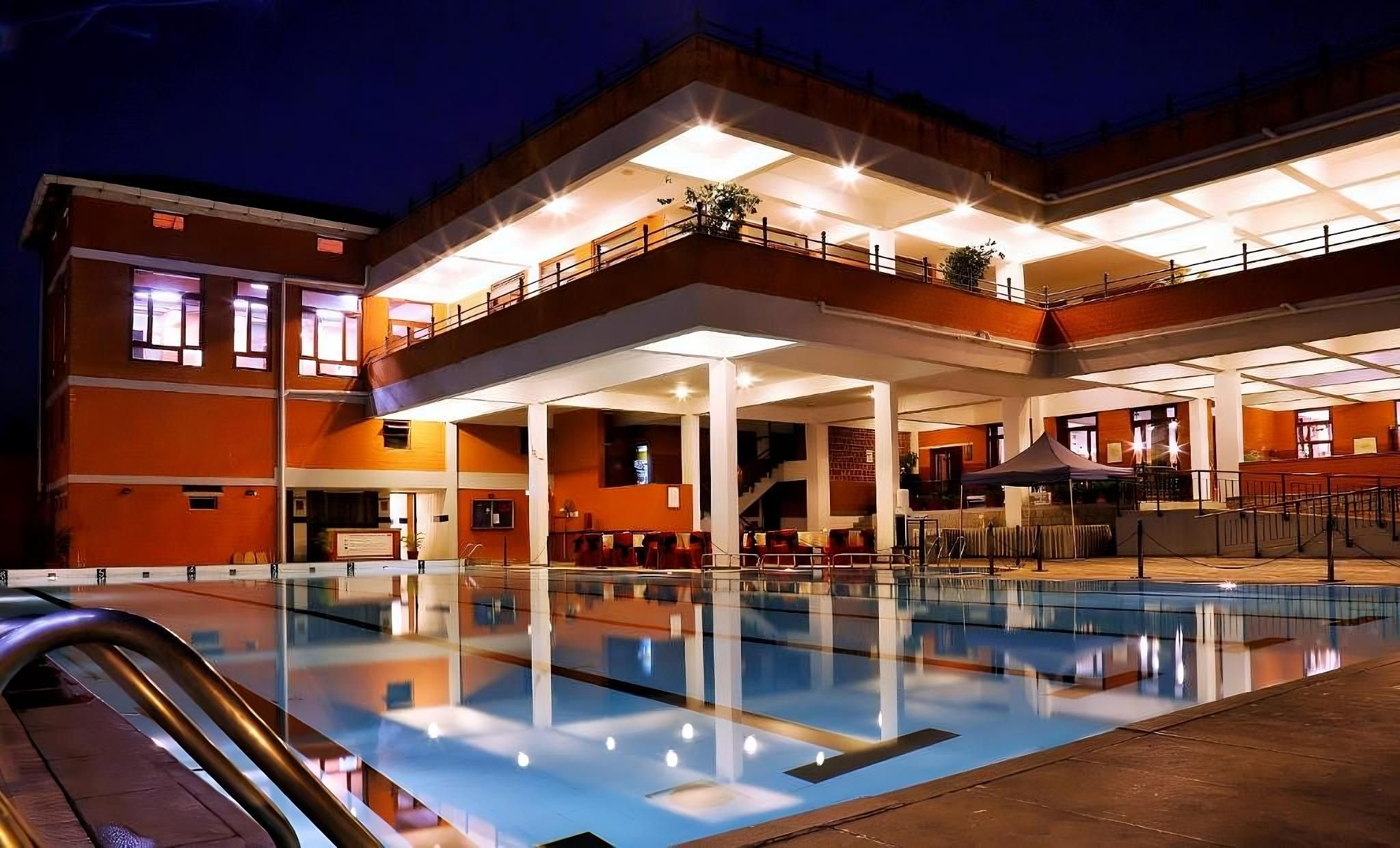Pool
