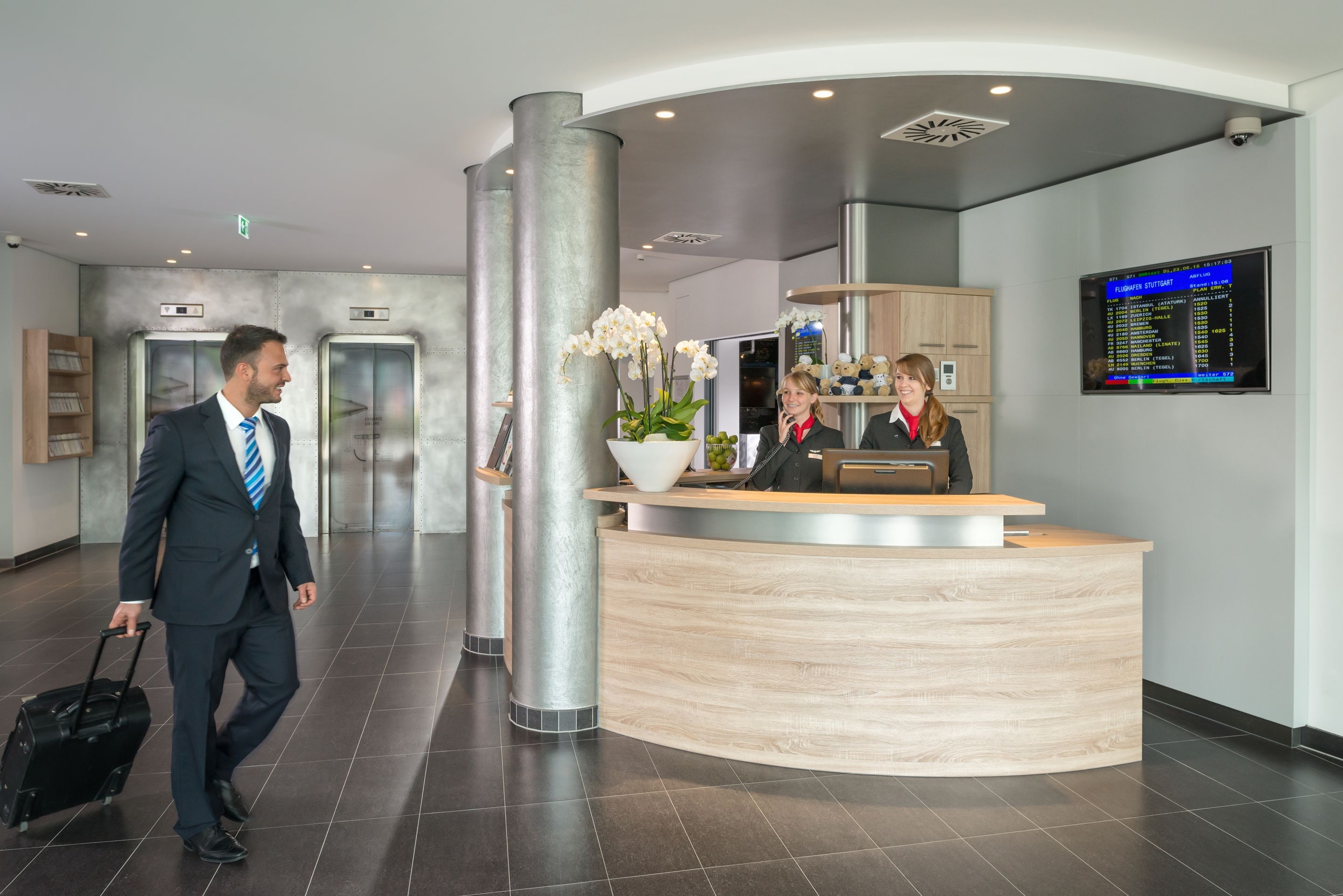 Receptionist