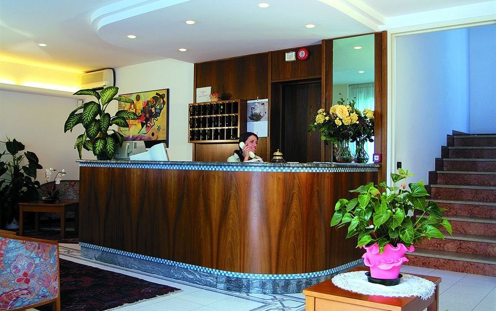 Receptionist Billede