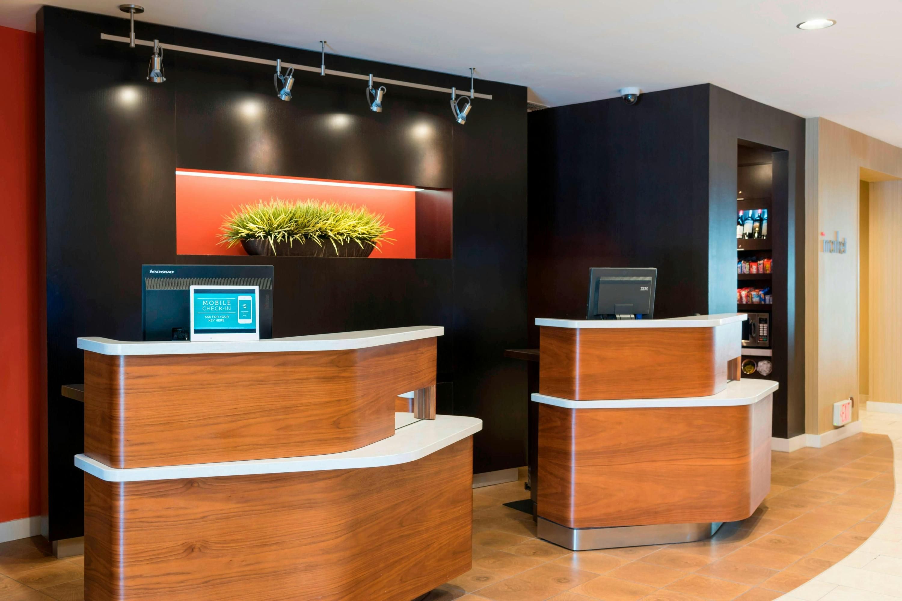 Receptionist