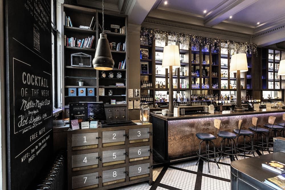 Bar