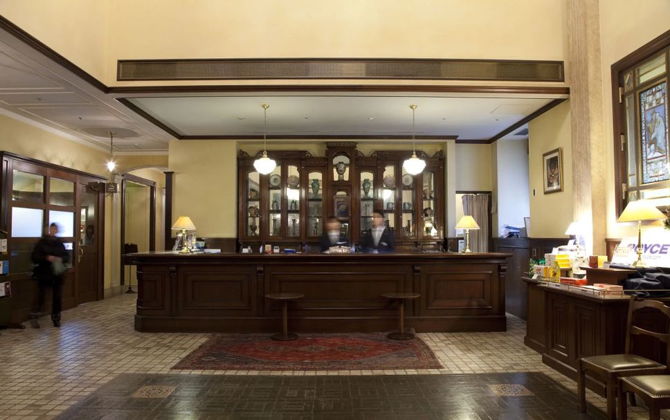 Receptionist Billede