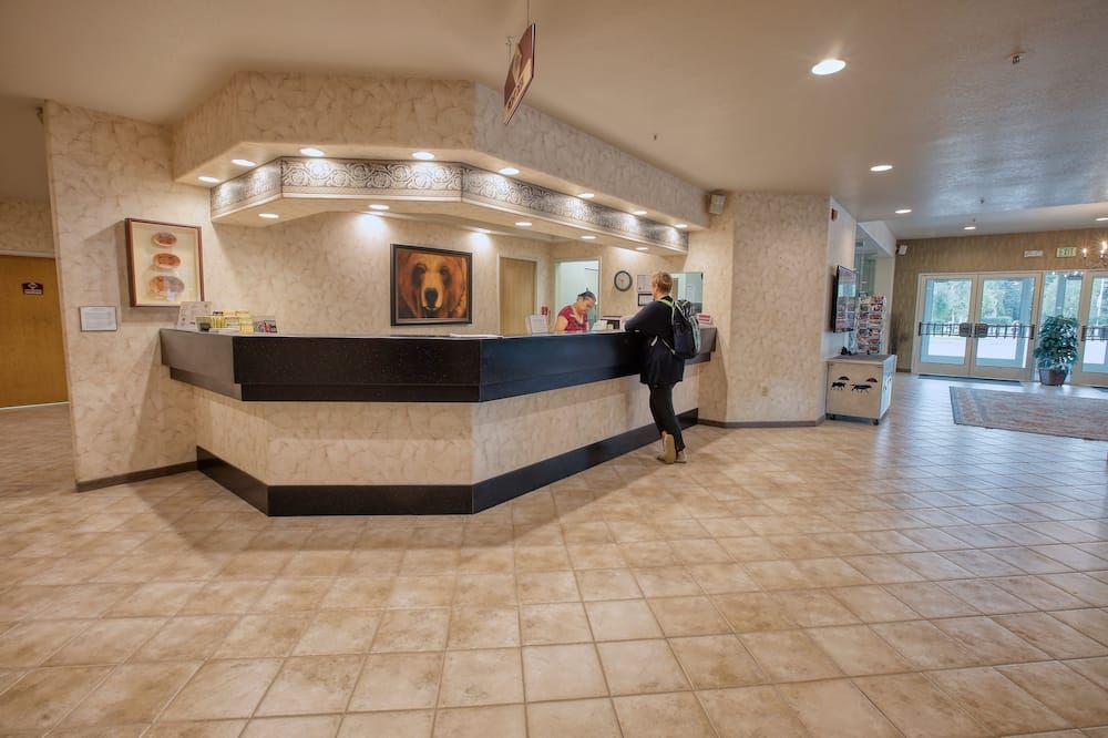 Receptionist