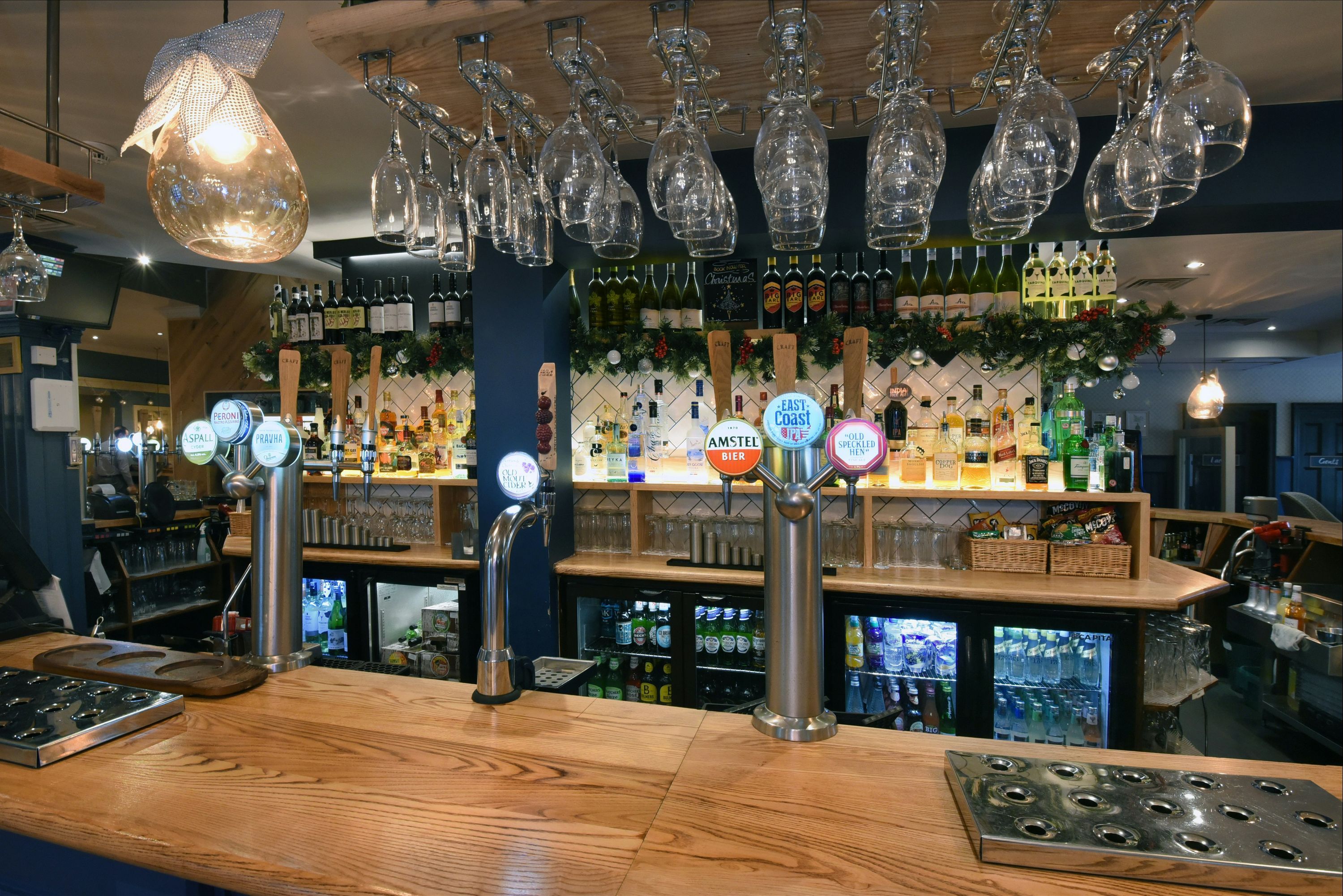 Bar