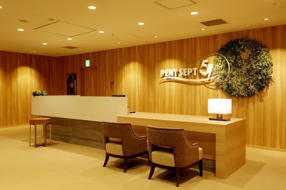 Receptionist