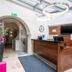 Receptionist