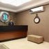 Receptionist