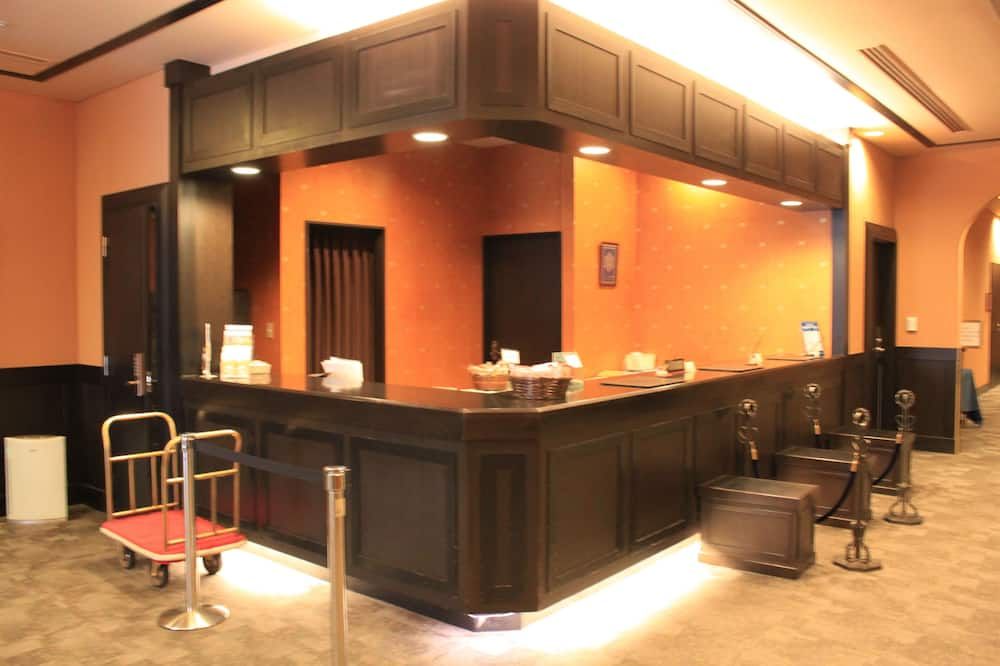 Receptionist