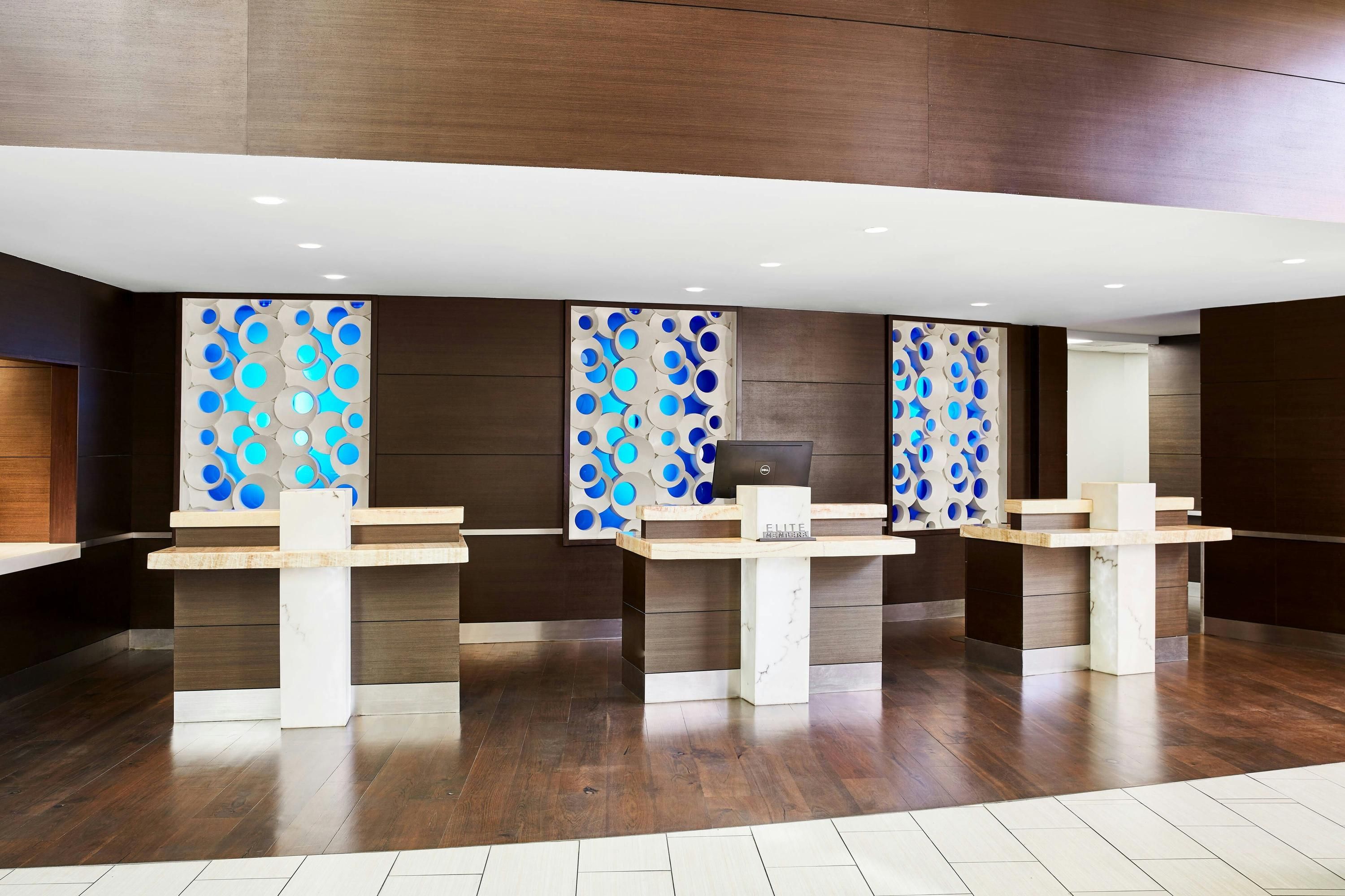 Receptionist