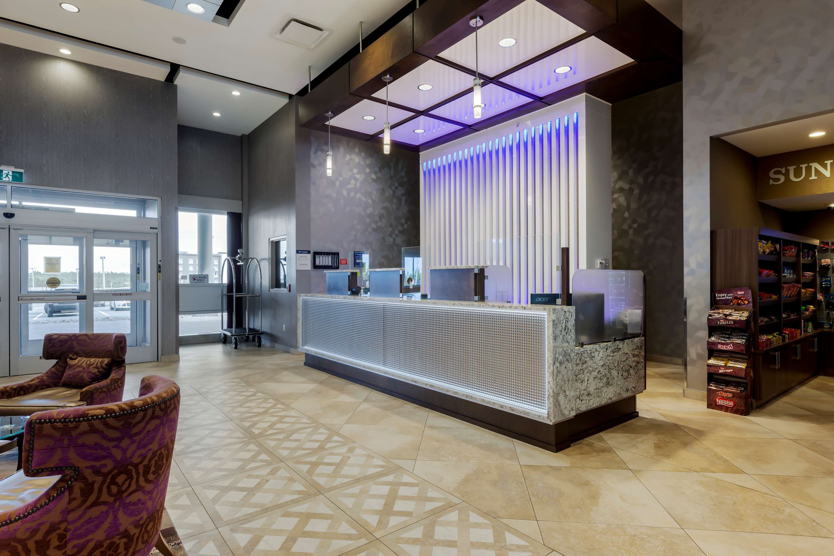 Receptionist