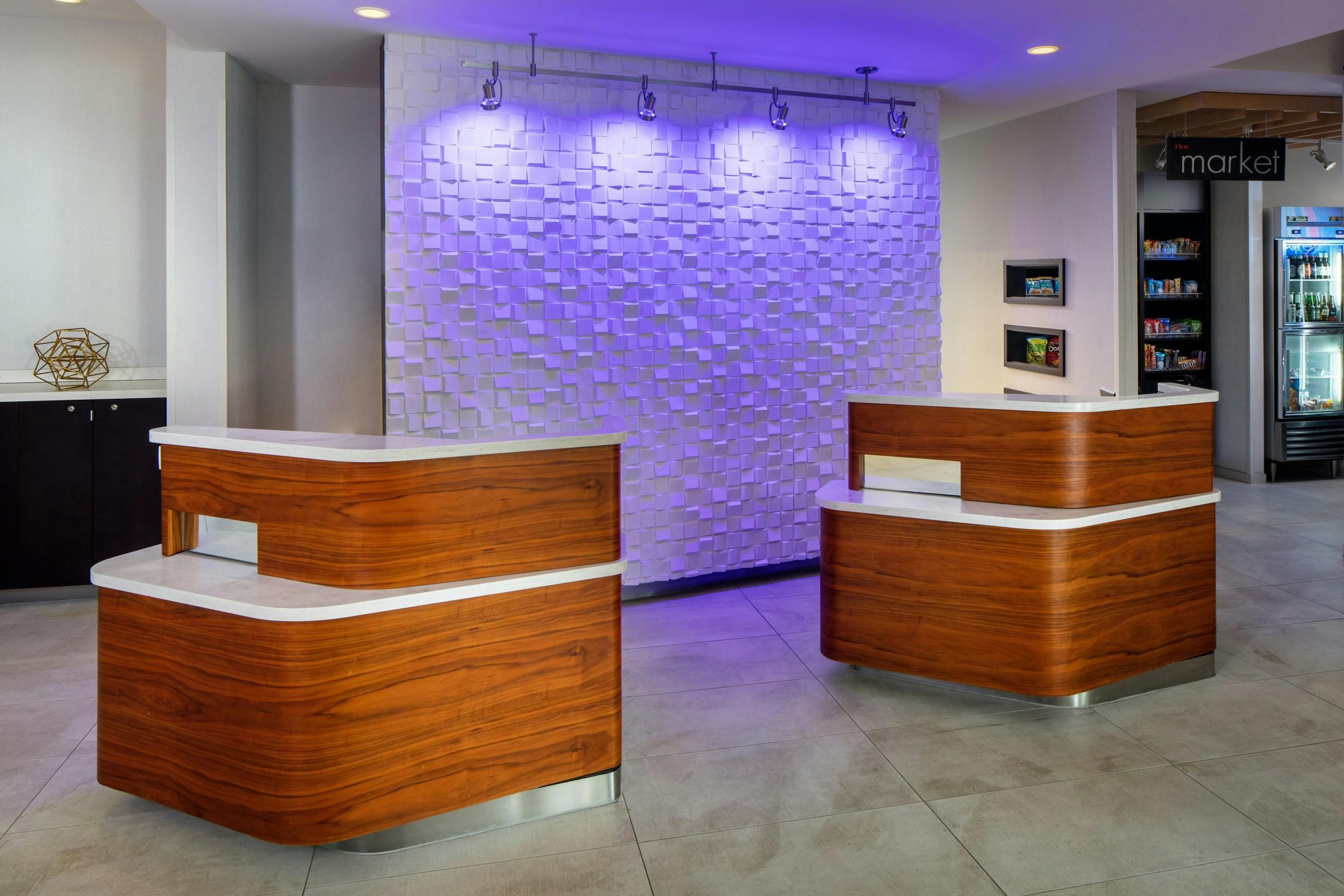 Receptionist