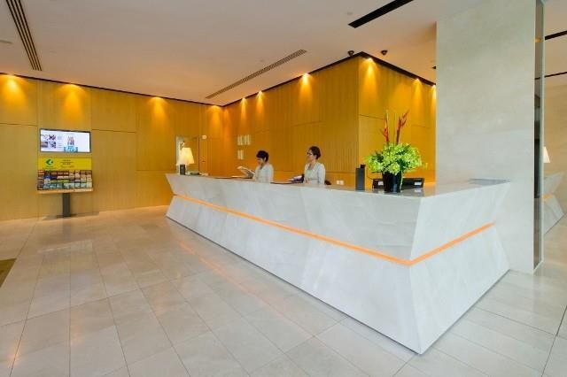 Receptionist