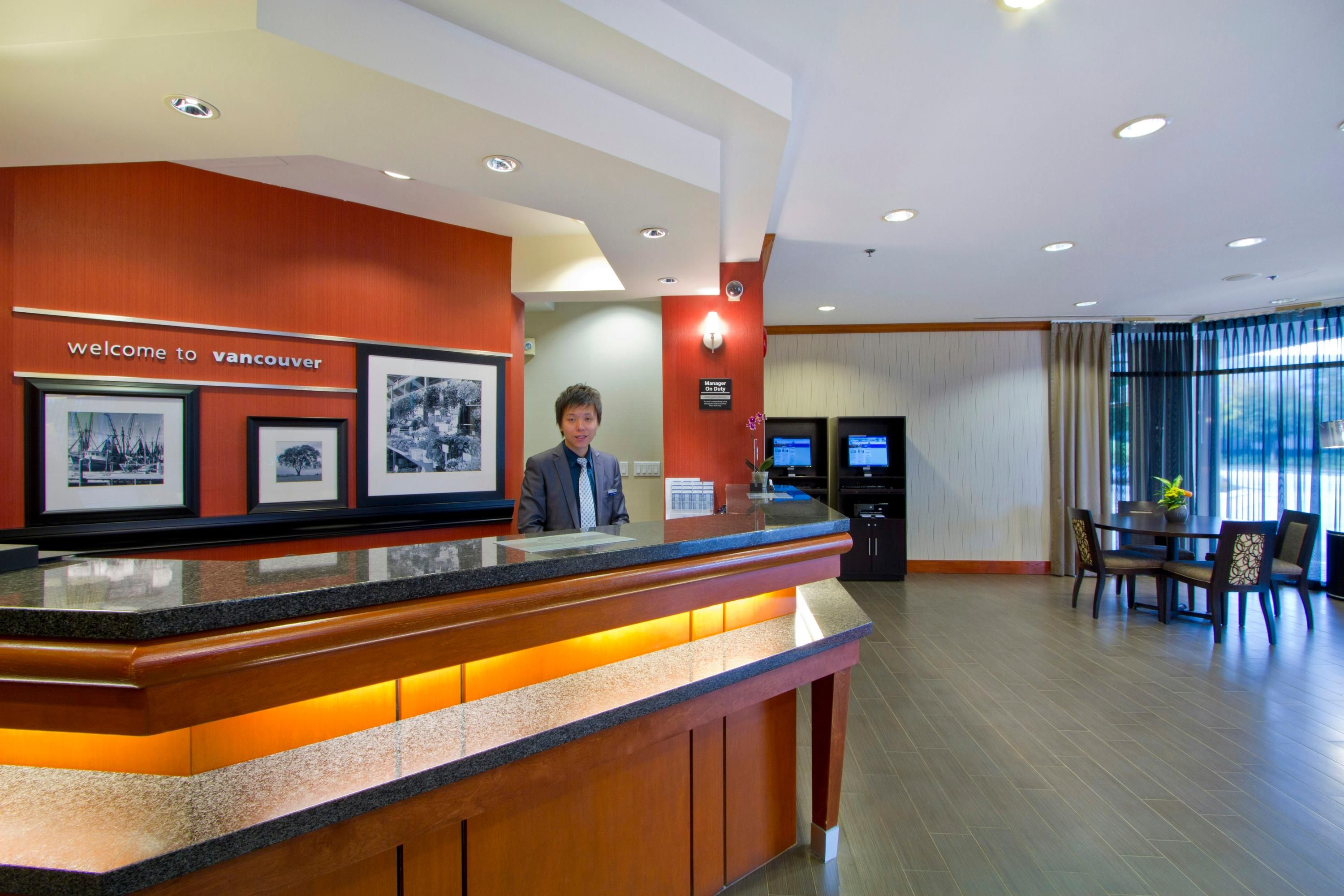 Receptionist