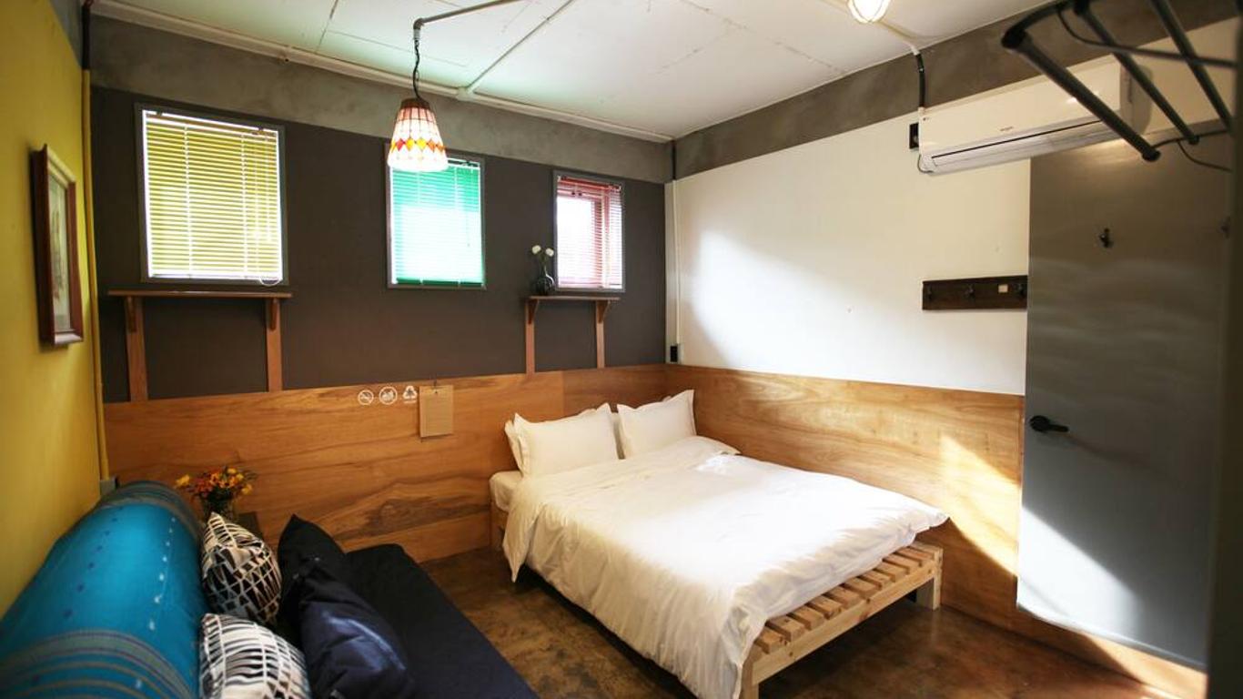 Hongdae Guesthouse Pajamaparty - Hostel