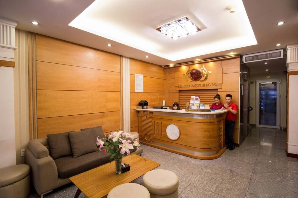 Receptionist