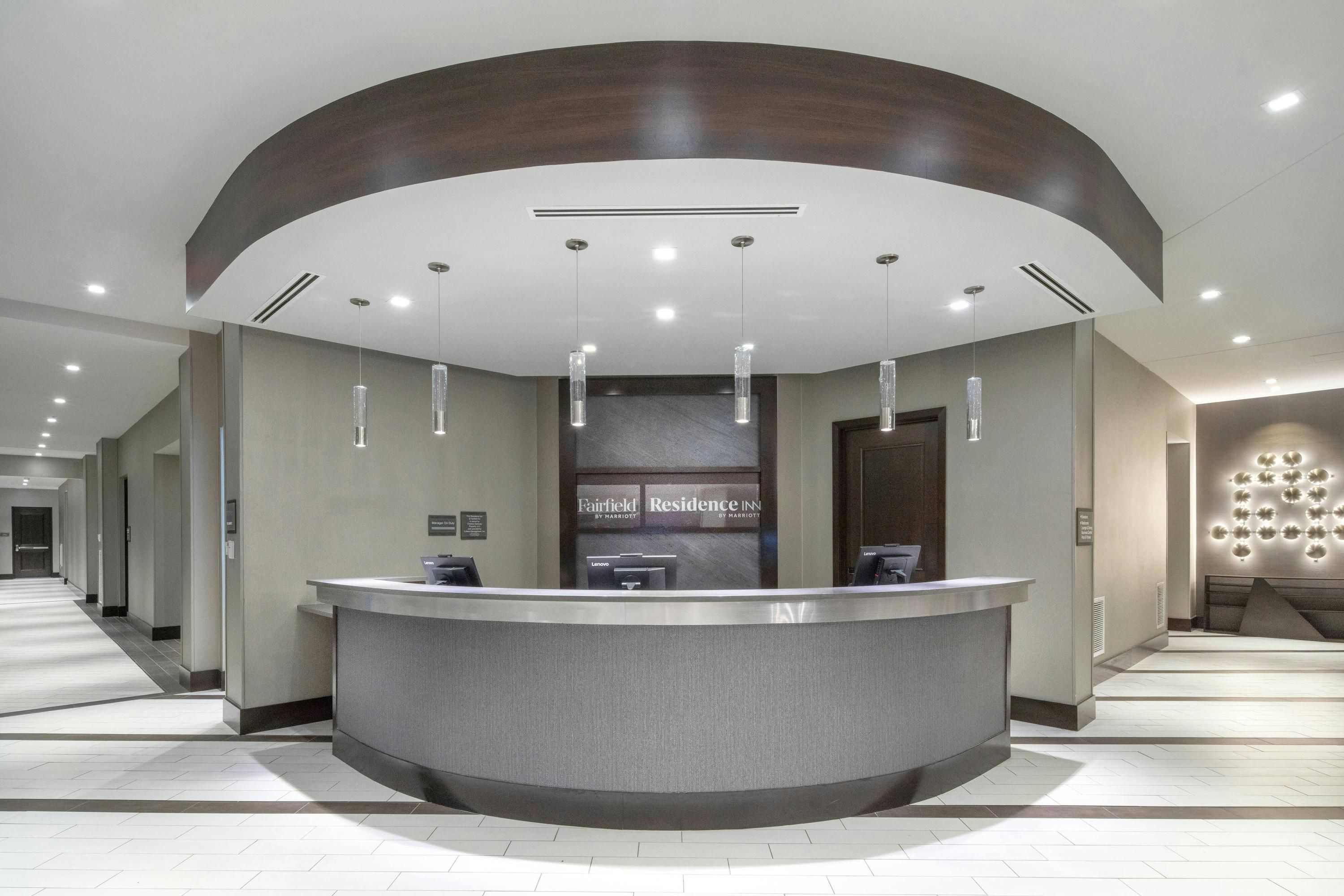 Receptionist