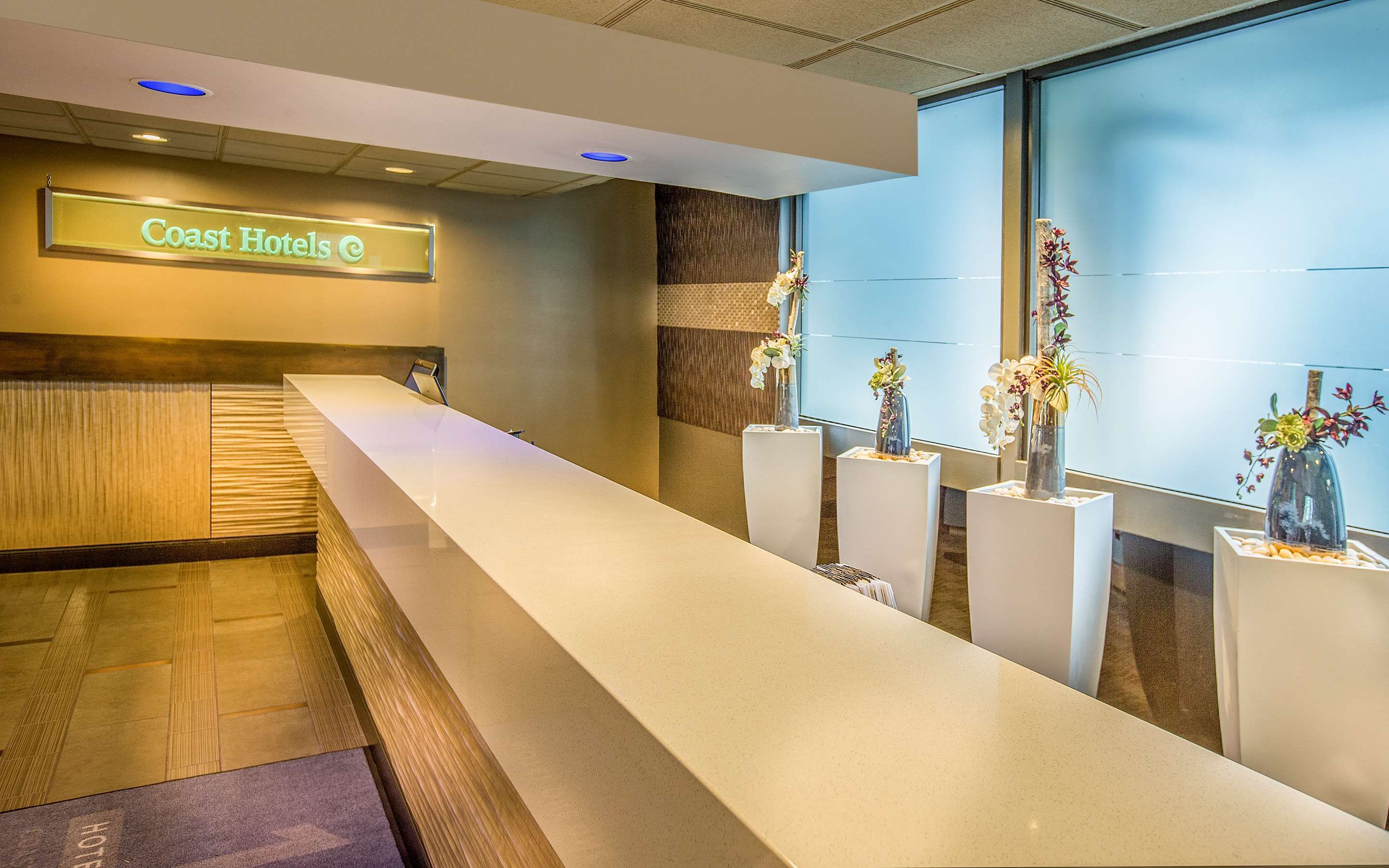 Receptionist