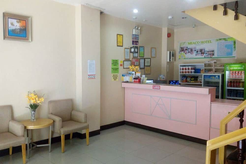 Receptionist