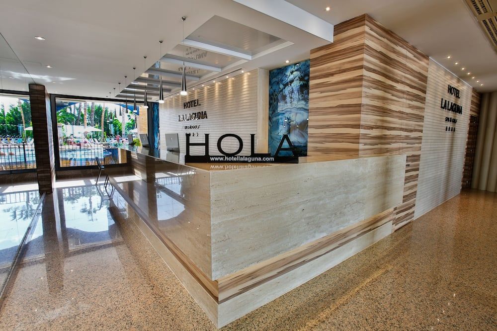 Receptionist