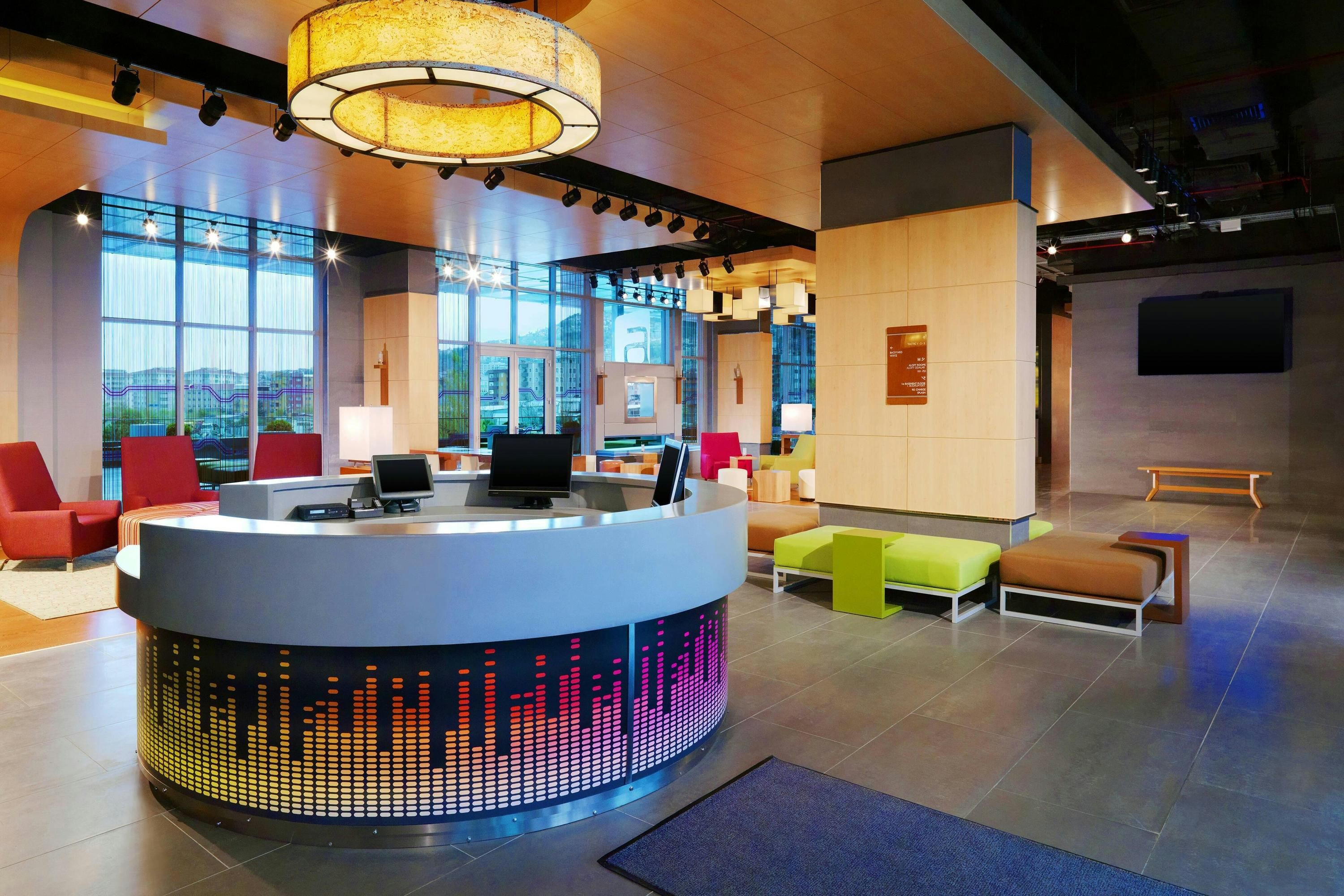 Receptionist