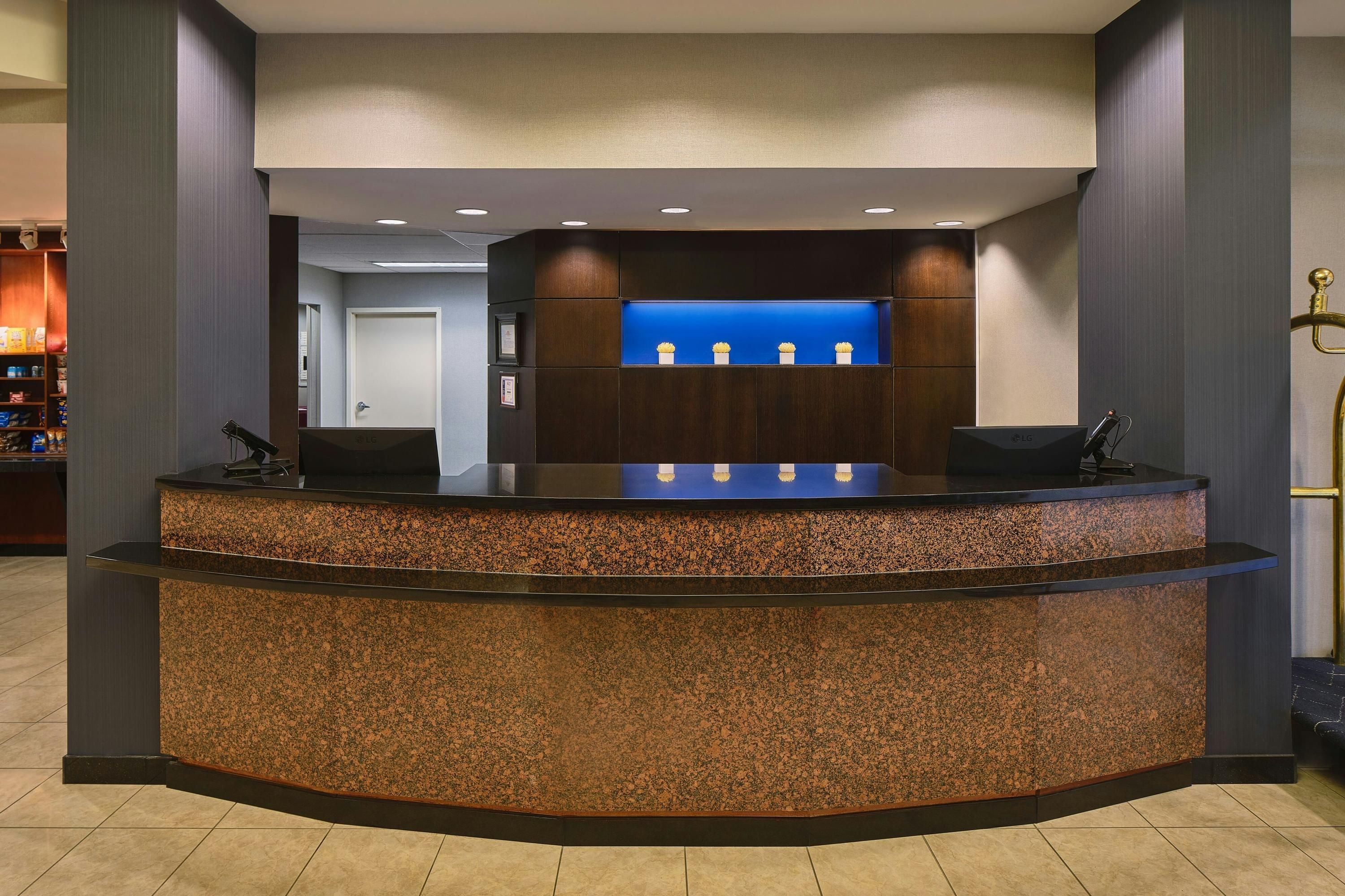 Receptionist