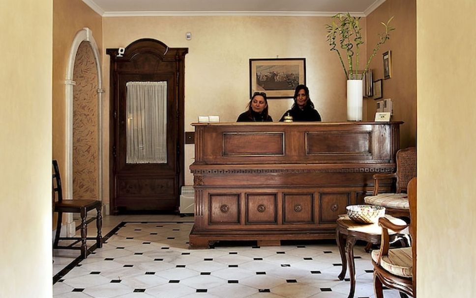 Receptionist Billede