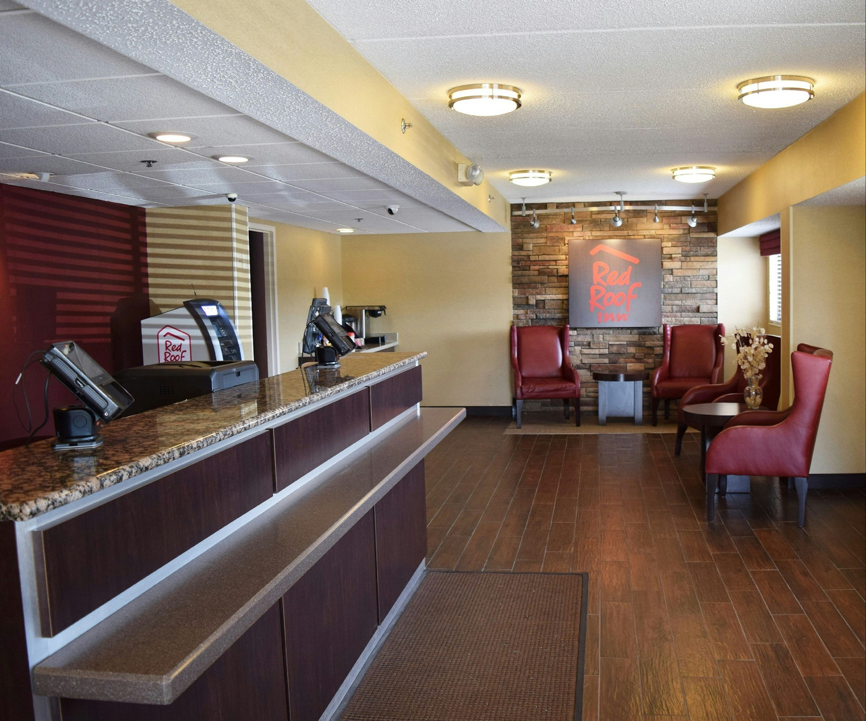 Receptionist