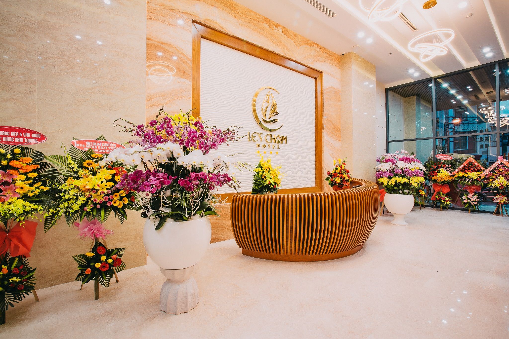 Receptionist