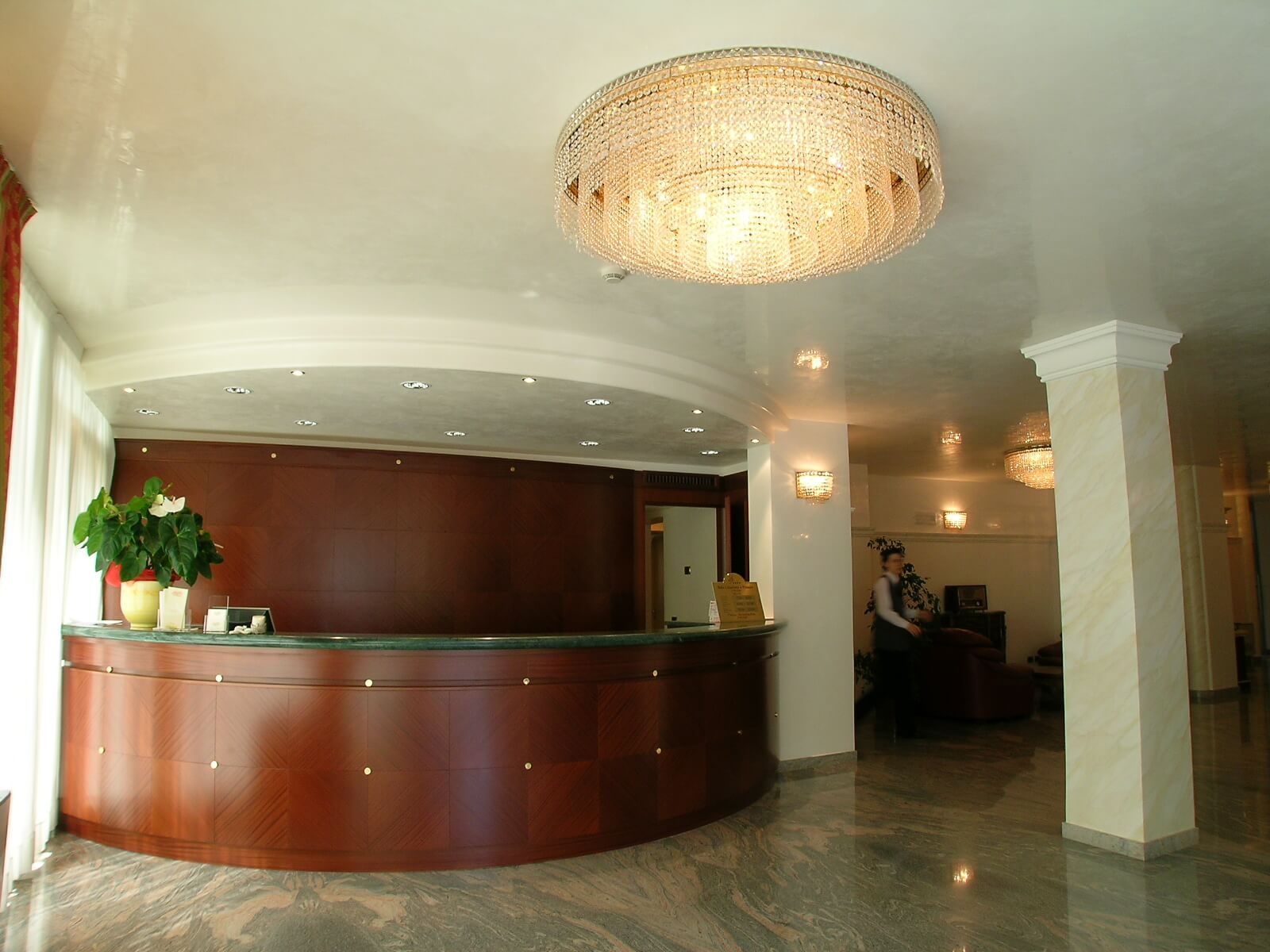 Receptionist