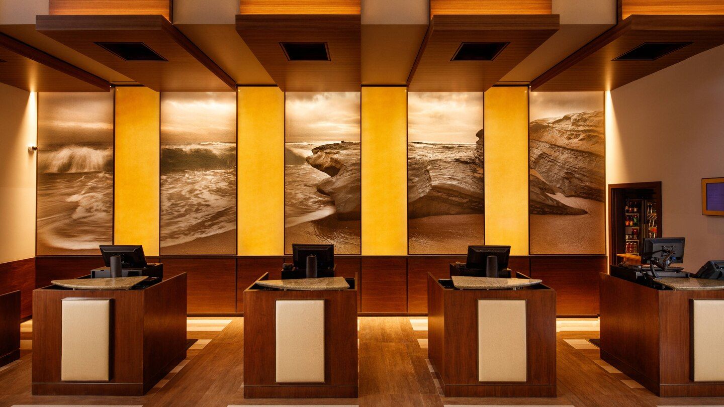 Receptionist